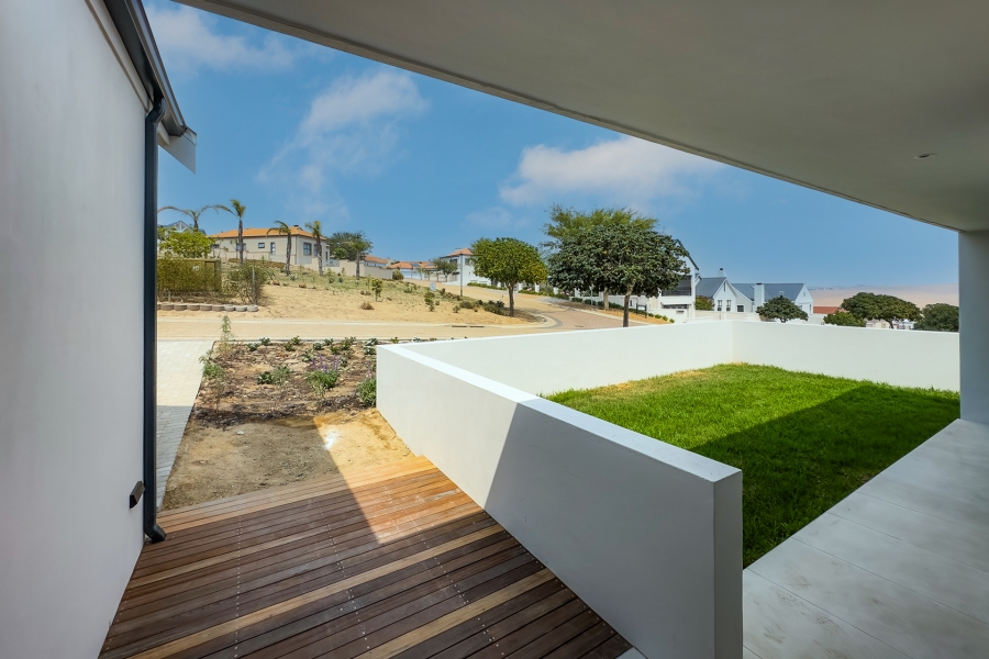 5 Bedroom Property for Sale in Mount Royal Golf Estate Western Cape